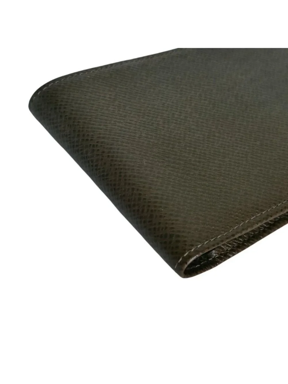 Louis Vuitton Leather Taiga Porte-Billets 3 Volets Bifold Wallet Brown